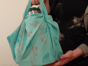 Del Furoshiki a las flores del Omb&uacute;: un taller bien oriental en el Museo Figari