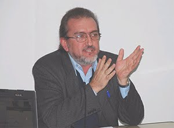 Prof. Oscar Padrón Favre